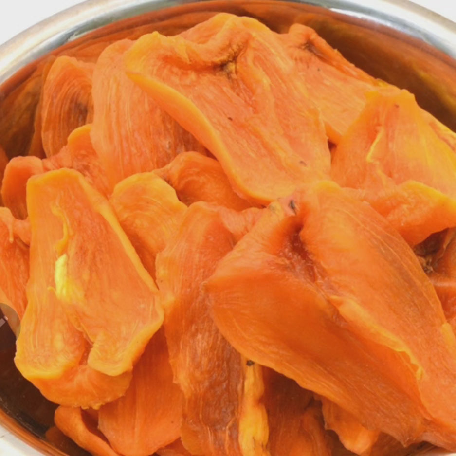 Half dry big persimmon 2.2lb