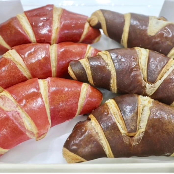 Color croissants 19usd for party