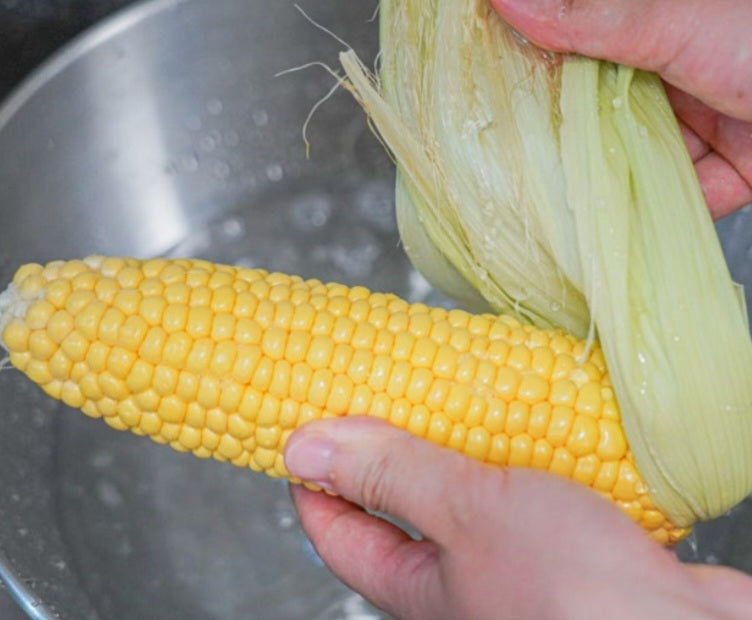 Fresh super sweet corn 8ea 33usd
