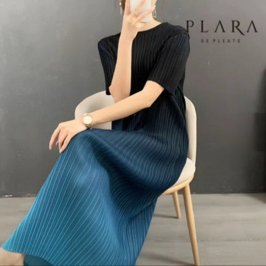 Gradient plissé dress